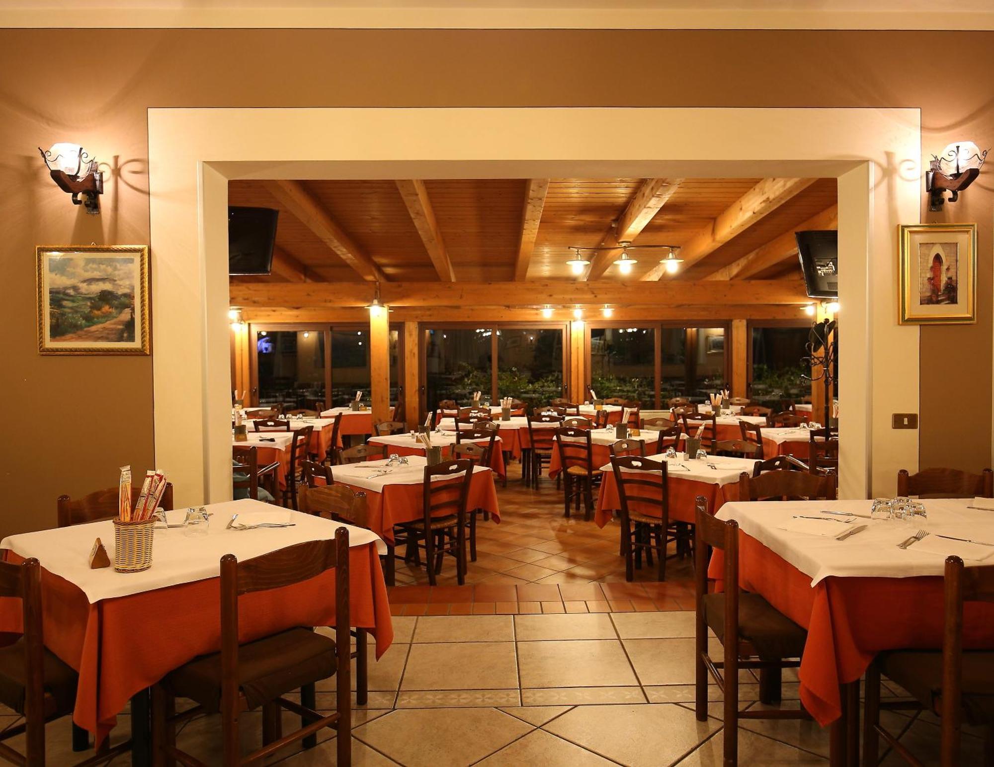 Hotel La Tavola Rotonda Assisi